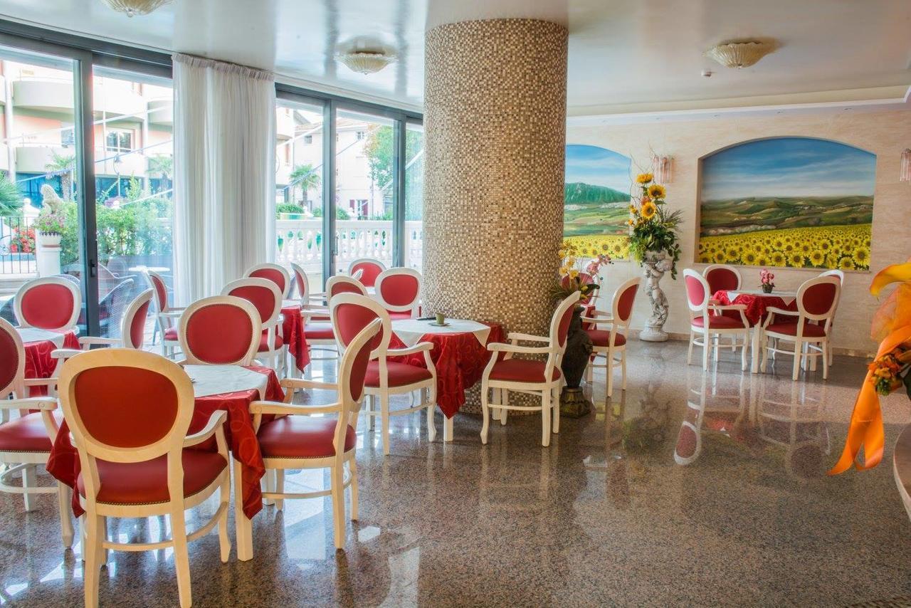 Hotel Miranda بيلاريا-إيجيا مارينا المظهر الخارجي الصورة